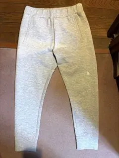 THE NORTH FACE　テックエアースウェットジョガーパンツ　Lサイズ
