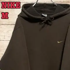 《美品》NIKE ☆ナイキ☆プルオーバーパーカー 刺繡ロゴ 無地 ブラウン M