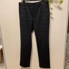 ストライプ柄ダークグレー スラックス