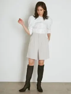 レディース ハイウエスト タックショートパンツアイボリーのサムネイル