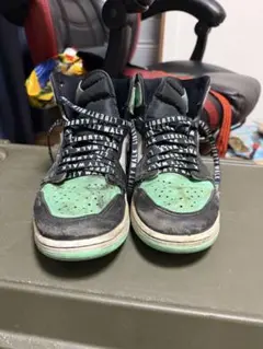 NIKE AIR JORDAN 1 LIBERTY WALK スニーカー