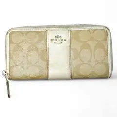 COACH ベージュ ロゴ入り 長財布