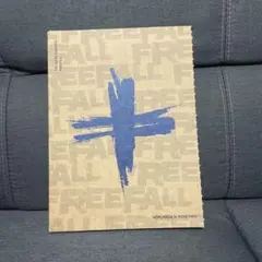 +TOMORROW X TOGETHER FREEFALL