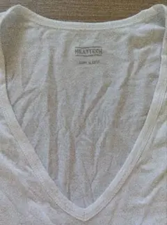 ユニクロ　HEATTECH 長袖 シャツ L ホワイト