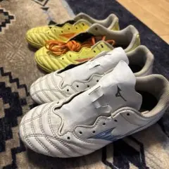 ミズノ　モナルシーダネオ3 幅広　スパイク　トレシュー2点セット