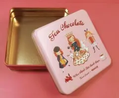 カレルチャぺック 空き缶のサムネイル