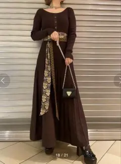 美品！リリーブラウン ラメニット ワンピース プリーツ ロング ダークブラウン