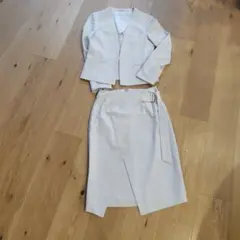 TONAL　ノーカラー ジャケット スカート セットアップのサムネイル