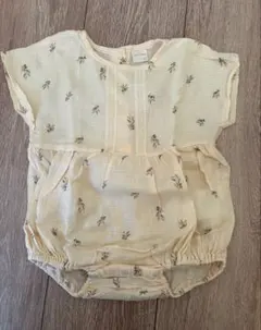 tete a tete 花柄刺繍ロンパース クリーム色