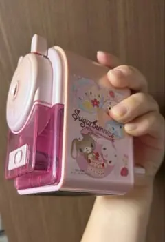 サンリオ シュガーバニーズ 電動鉛筆削り 2007 スィーツ - メルカリ