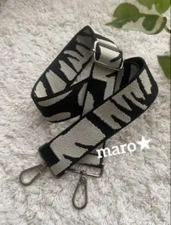 Item thumbnail for item b4fbdce6-a9e6-42e5-9793-cbd3a61798b9