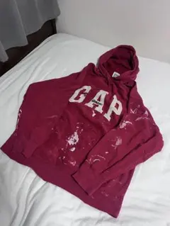 GAP パーカー　フーディ　ペンキ加工　汚し加工　赤色　定価14000円