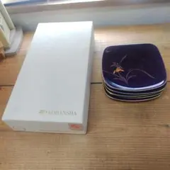 香蘭社 銘々皿 小皿(角型) 5客セット 瑠璃地・蘭の花模様 元箱ありのサムネイル