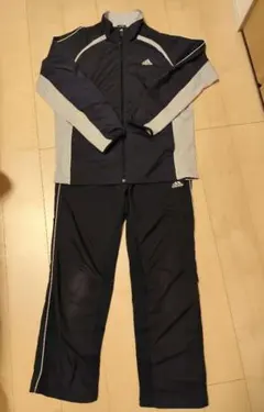 アディダス　上下　セットアップ