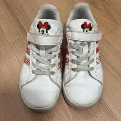 Item thumbnail for item 2c676196-0a43-4696-b90e-60ce19a45867