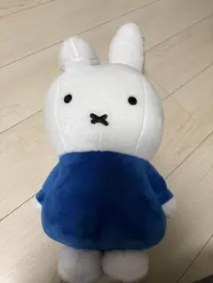 ミッフィー ぬいぐるみ 青い服 約30cm - メルカリ