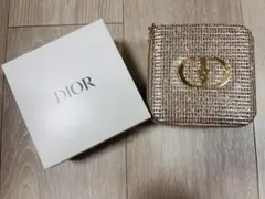 Dior アクセサリーケース ゴールド　2025年ホリデーノベルティのサムネイル