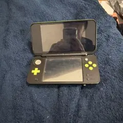 ニンテンドー2DS ブラック/ライムグリーン 本体