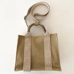ZARA キャンバス ショルダーバッグのサムネイル