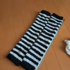 キッズレッグウォーマー 黒と白のストライプ