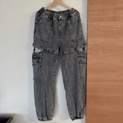 ピンクラテLサイズ サイドスリット　デニムパンツ