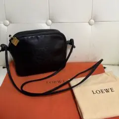LOEWE ★ブラック★レザーショルダーバッグ★スマホショルダー ✨極美品 LOEWE ブラックレザー ショルダーバッグ - メルカリ