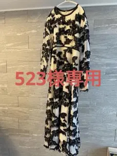 サンプルCLANE FLOW FLOWER JACQUARD ONE PIECE
