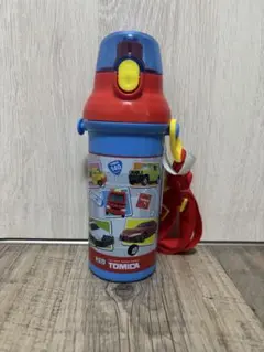 【新品未使用】トミカ 水筒 480ml ワンプッシュ 直飲み 肩ひも付きのサムネイル