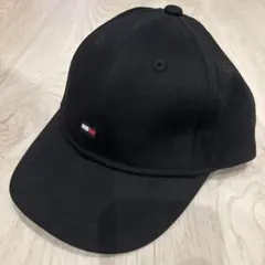 キッズ　Tommy Hilfiger キャップ ブラック Sサイズのサムネイル