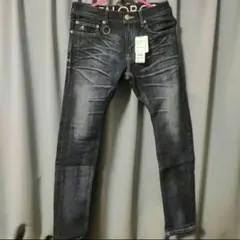 Item thumbnail for item afdd0dbd-43ac-4c7b-822d-0182b42a7198