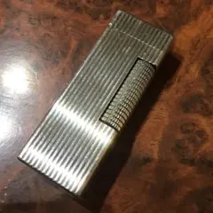 S.T.Dupont ガスライターヴァーティカルライン着火OK 重さ114g - メルカリ