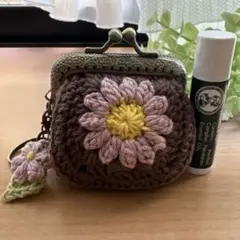 ハンドメイド かぎ編みがま口ポーチ 小銭入れ グラニースクエア