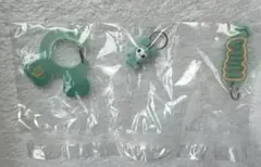 TWICE LOVELYS アクリルカラビナフロッキーマスコットガチャ ミナ