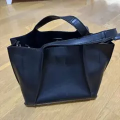 ブラックトートバッグ