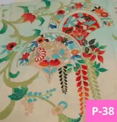 P-38 アンティーク 女児用 着物 はぎれ 正絹 生地 素材 金彩 リメイク