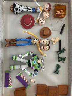 リボルテック　ウッディ　バズ　ジェシー