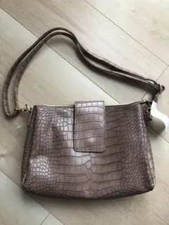 新品！クロコダイル調！肩がけハンドバッグ