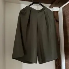 GU オリーブ色 Sサイズ キュロット