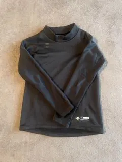 裏起毛　DESCENTE ブラック 長袖アンダーシャツ 140