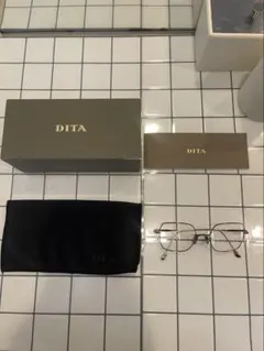 美品 DITA AUDER サングラスDTS12955-02AF グラデレンズ - メルカリ