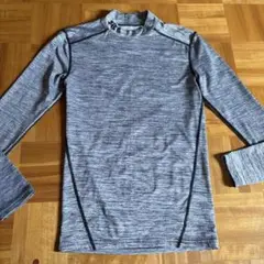 Under Armour グレー 長袖 アンダーシャツ