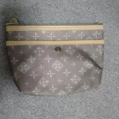 ダ*ん様 ラシット東京 グレー ポーチ