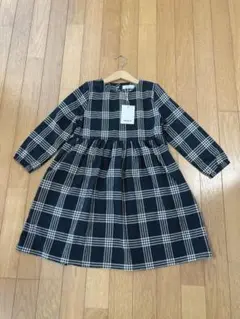 タグ付き、新品。ペアマノン☆綿100%チェックワンピース。