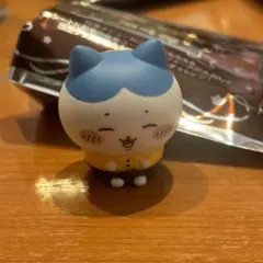 ちいかわ　ココス　ソフビ人形　ハチワレ