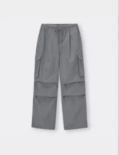 GU パラシュートカーゴパンツ