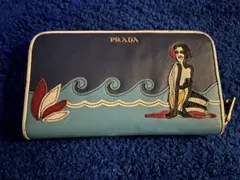 prada 財布 長財布 ビーチガール 海のサムネイル