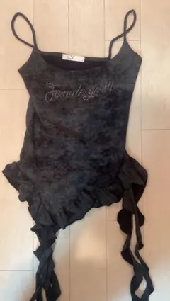 【最終値下げ】VQ フリル付き黒ビスチェ F