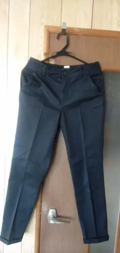 H＆M ブラック パンツ EUR 34