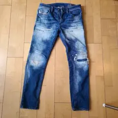 DIESEL　ジョグジーンズ　デニム　ディーゼル　ブルー　ダメージジーンズ