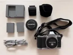 本体故障】OLYMPUS OM-D E-M10 MarkII単焦点レンズセット - メルカリ